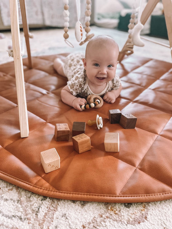 QUILTED VEGAN LEATHER | 47" | PUMPKIN + CREAM