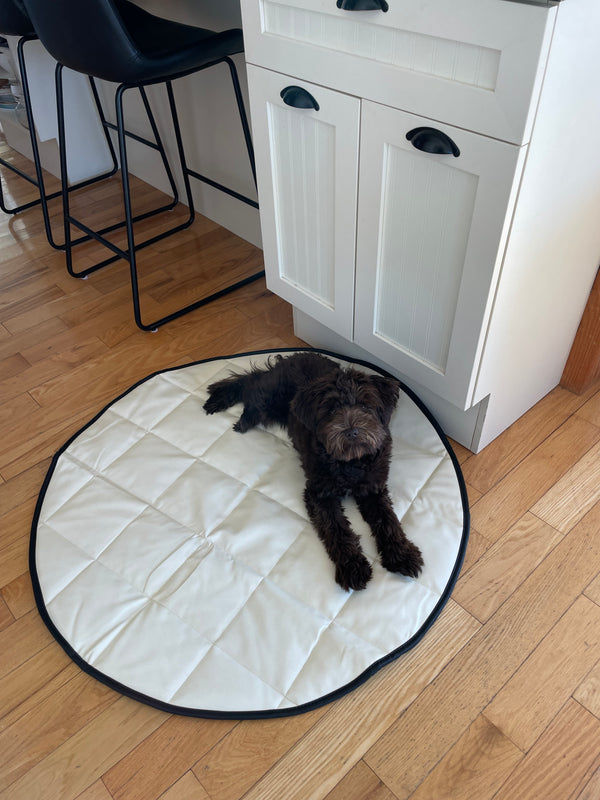 Dog Travel Bed | 35'' |  Black +Cream