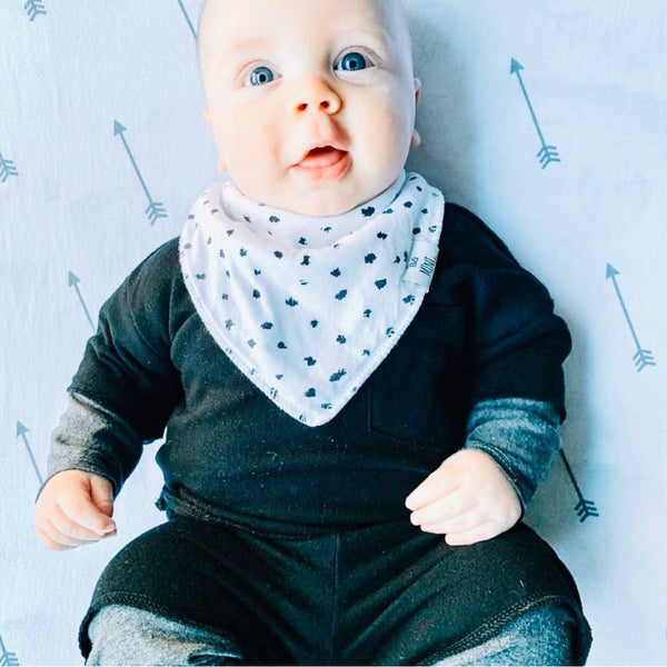 organic Bibs | Avery