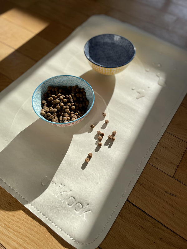 Cream vegan leather pet mat for water and food