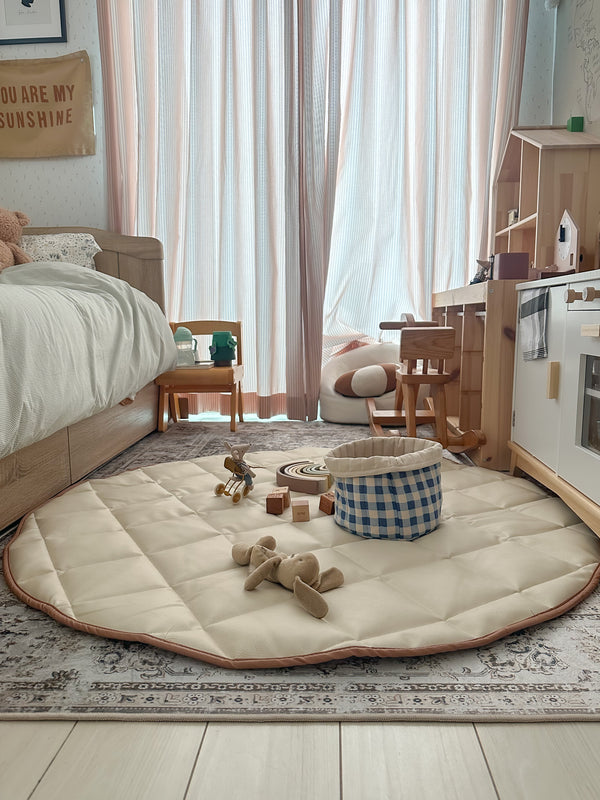 QUILTED VEGAN LEATHER | 47" | PUMPKIN + CREAM