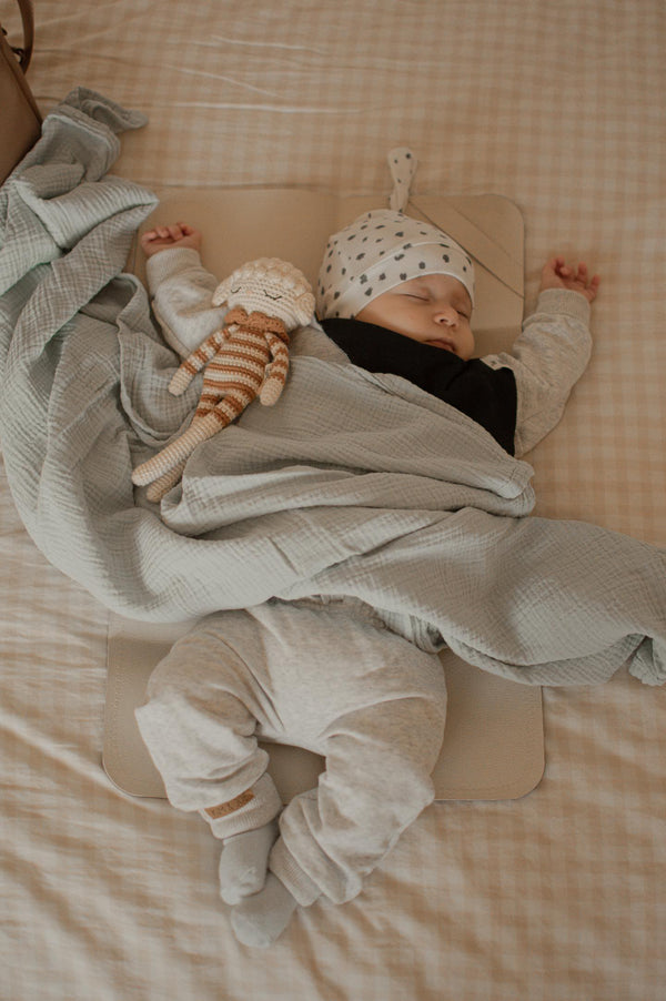 PETIT MAT | BLACK + CREAM | 16"X 30"