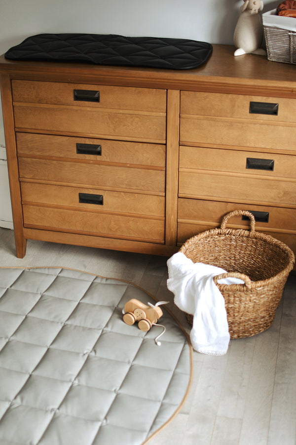 QUILTED MAT | 16"x30" | BLACK