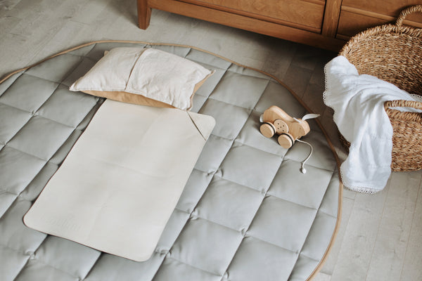 QUILTED FLOOR MAT | 35" | TAN + GRAY