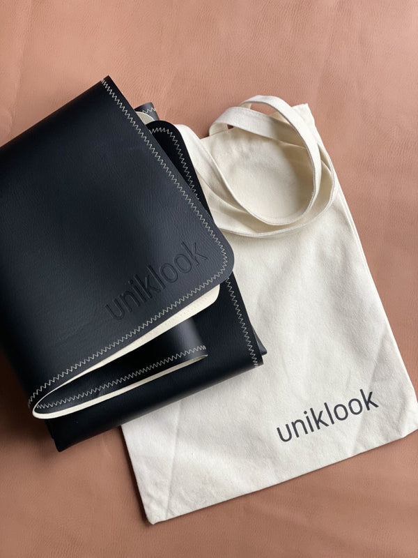 Med mat | 39"x39" | Raven + Ivory