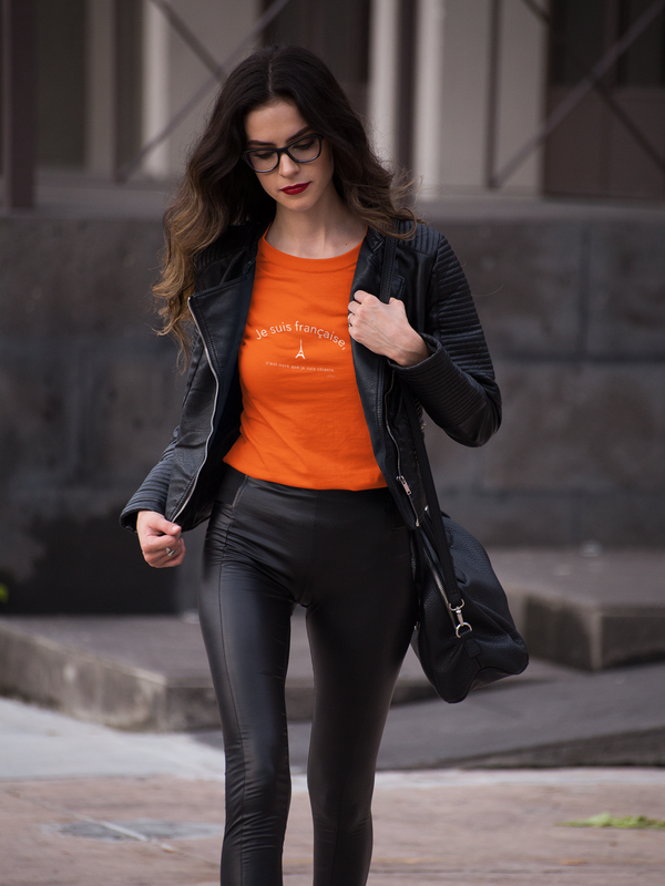'' Je suis Française, c'est sure que je suis chiante''  French Girl Tee