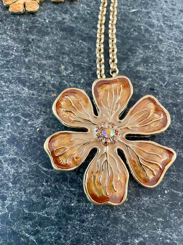 Flower pendant long necklace earrings set