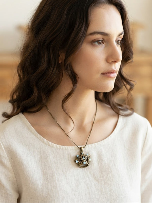 Royal Crown Turquoise Crystal Pendant Necklace