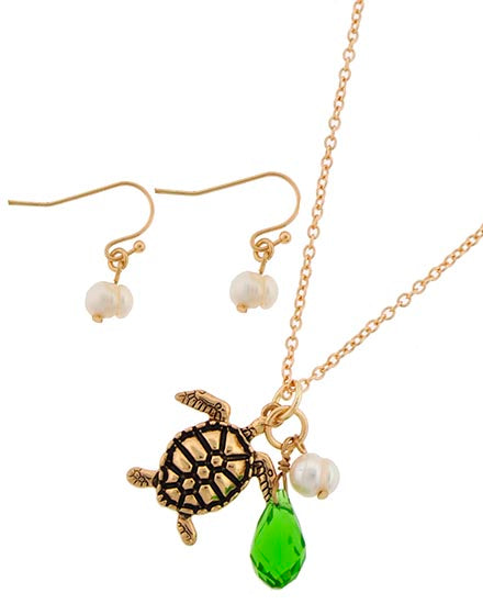 Turtle Pearl Charms Necklace