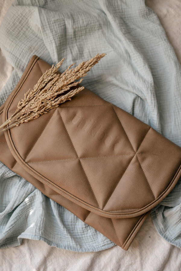 QUILTED MAT | 16"X30" | TAN