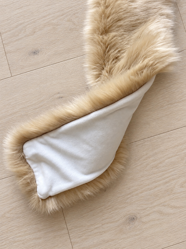 Beige faux fur scarf with fabric backing