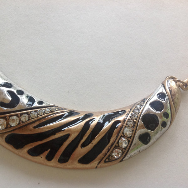 Chic Animal Design Statement Choker Necklace