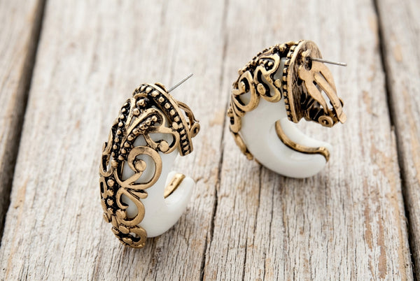 Vintage Beige Hoop Earrings – Gold-Tone Filigree Statement Jewelry