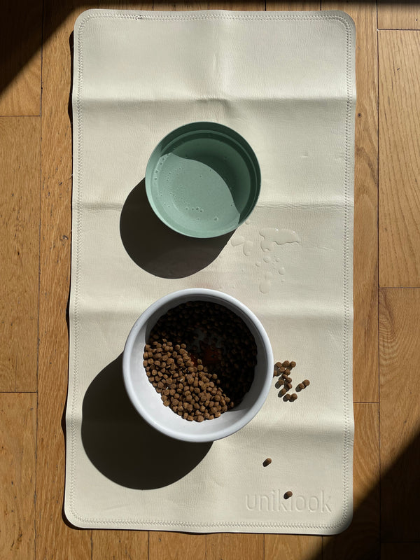 Leather pet food mat | 22"x14" | Ivory, terra