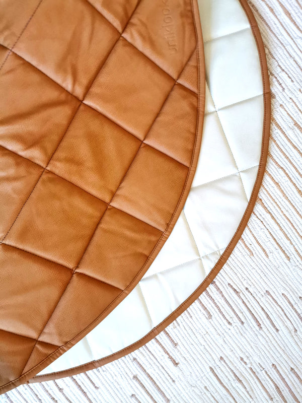 QUILTED MAT | 47" | PUMPKIN + BLANC