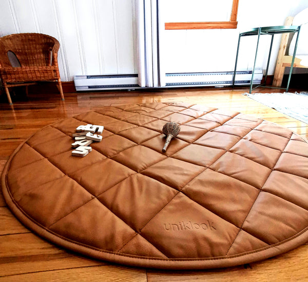 QUILTED MAT | 47" | PUMPKIN + BLANC