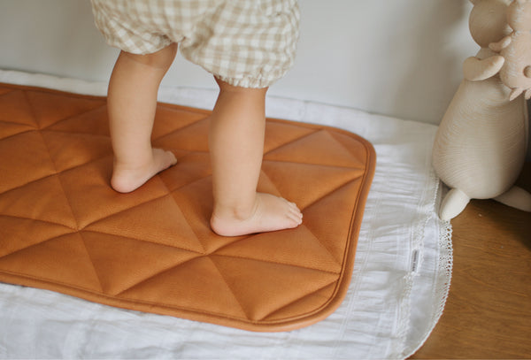 QUILTED MAT | 16"X30" | Amber Tan